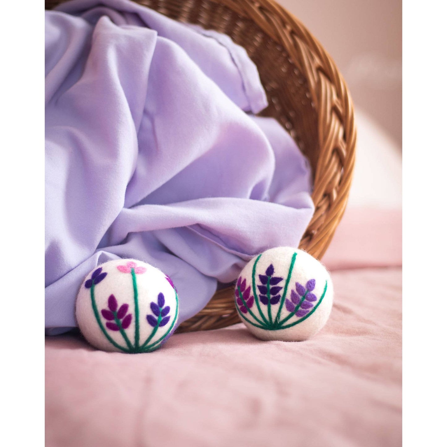 Lavender Fields Set of 3 Eco Dryer Balls - BEE