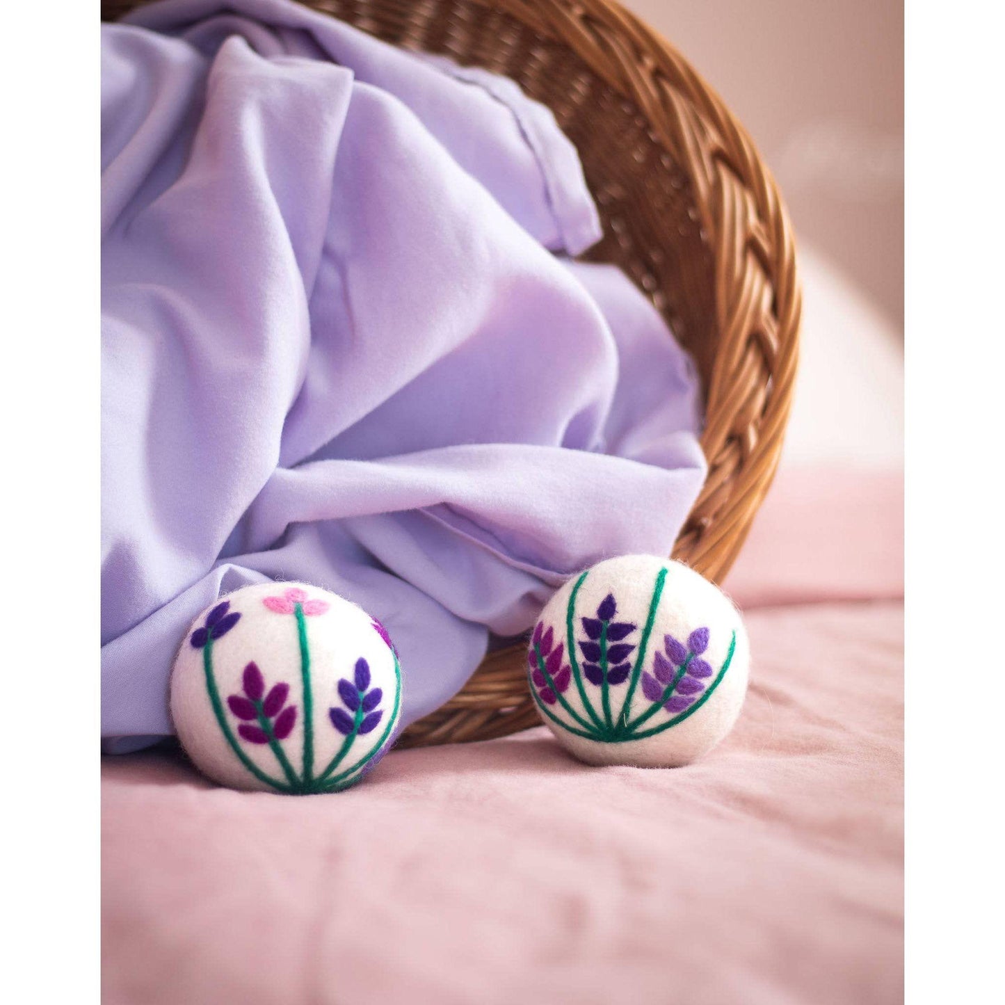 Lavender Fields Set of 3 Eco Dryer Balls - BEE