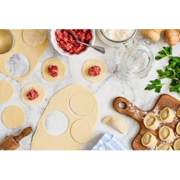 Mrs. Anderson's Baking Round Cutters with Reusable Storage Container, Set of 10