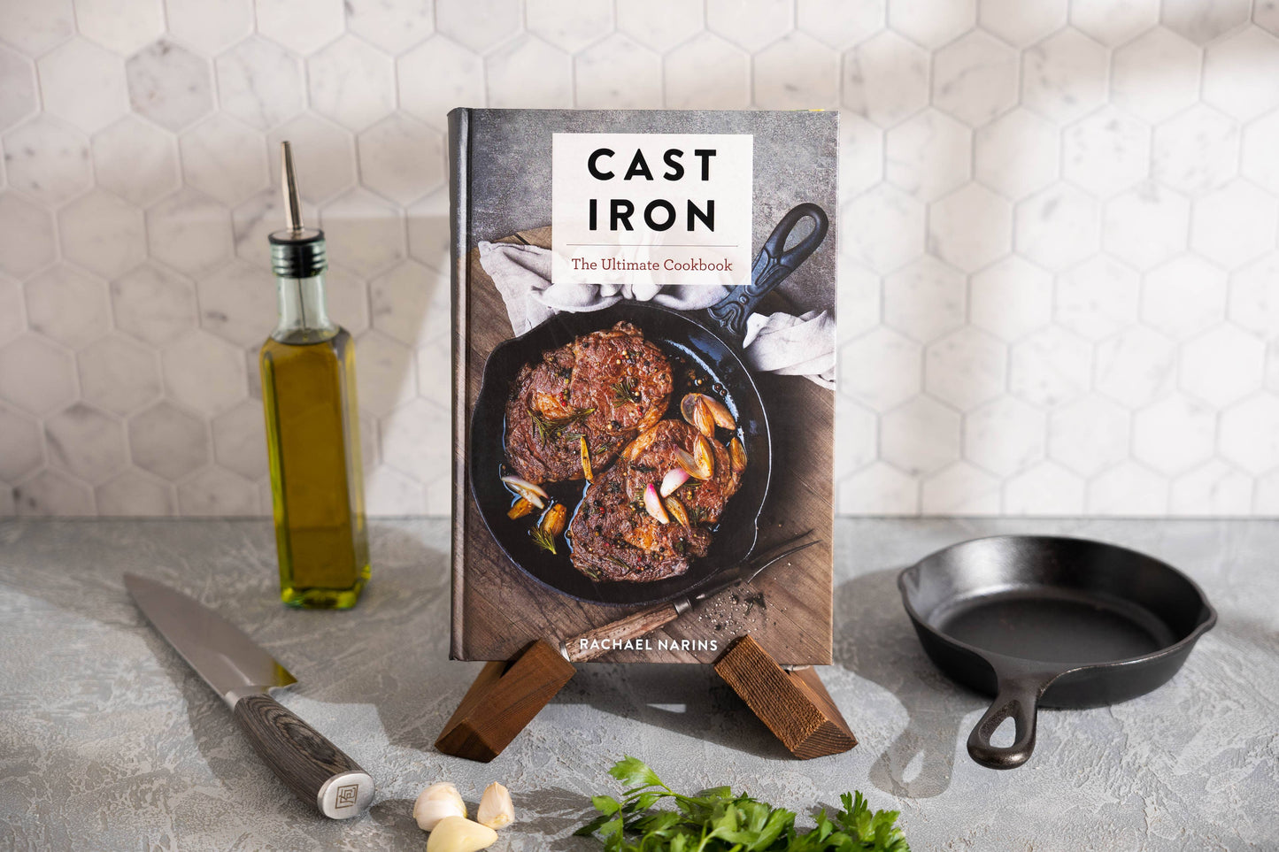 Cast Iron: The Ultimate Cookbook