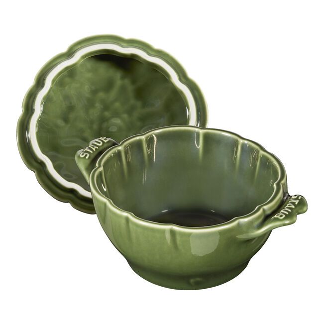 Staub Petite Artichoke Coccotte