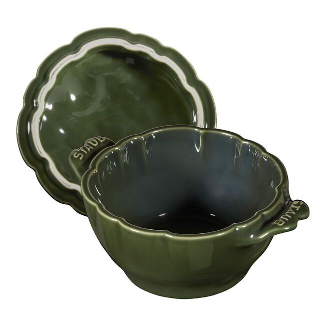Staub Petite Artichoke Coccotte