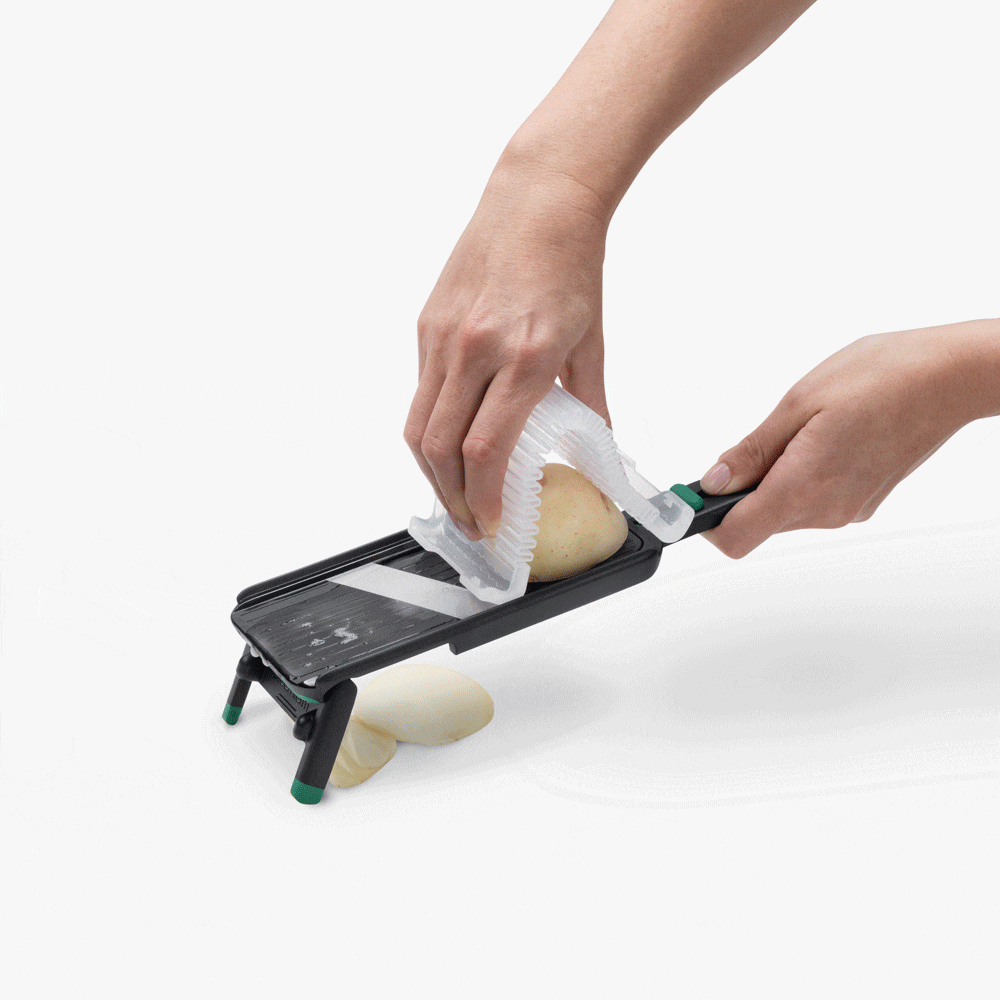 Dreamfarm Nocutu Handheld Mandoline