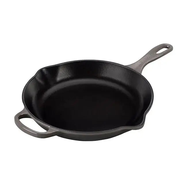 Le Creuset 10 1/4 Signature Skillet - Oyster LE CREUSET