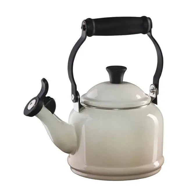 Le Creuset Demi Tea Kettle - Meringue LE CREUSET