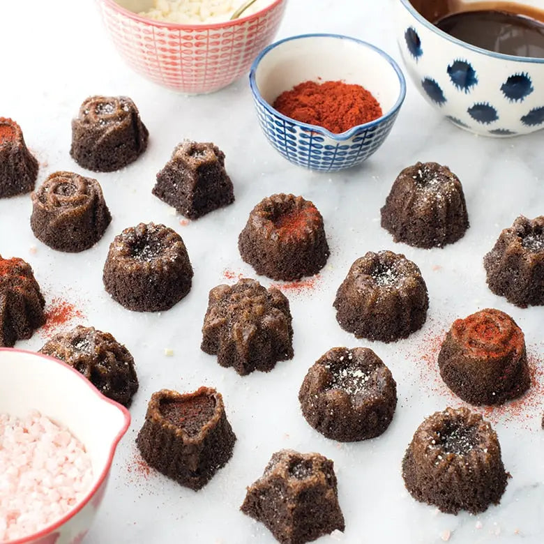Nordic Ware Bundt Tea Cakes and Candies Pan Nordic Ware