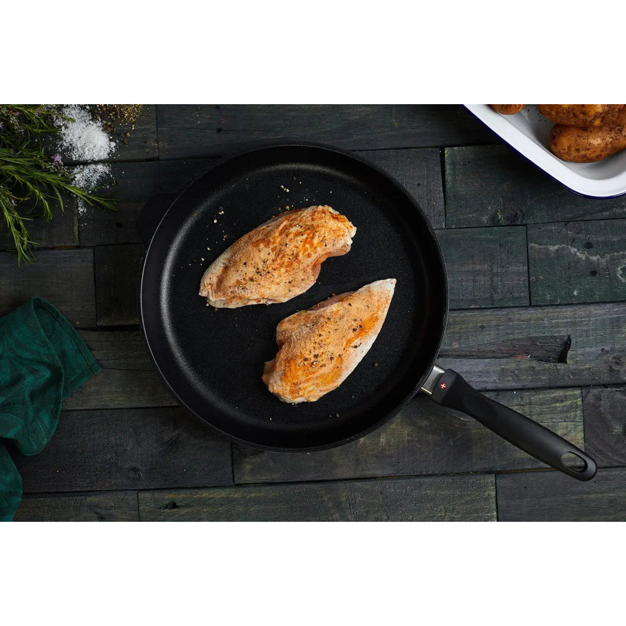 Swiss Diamond XD 12.5" Fry Pan SWISS DIAMOND