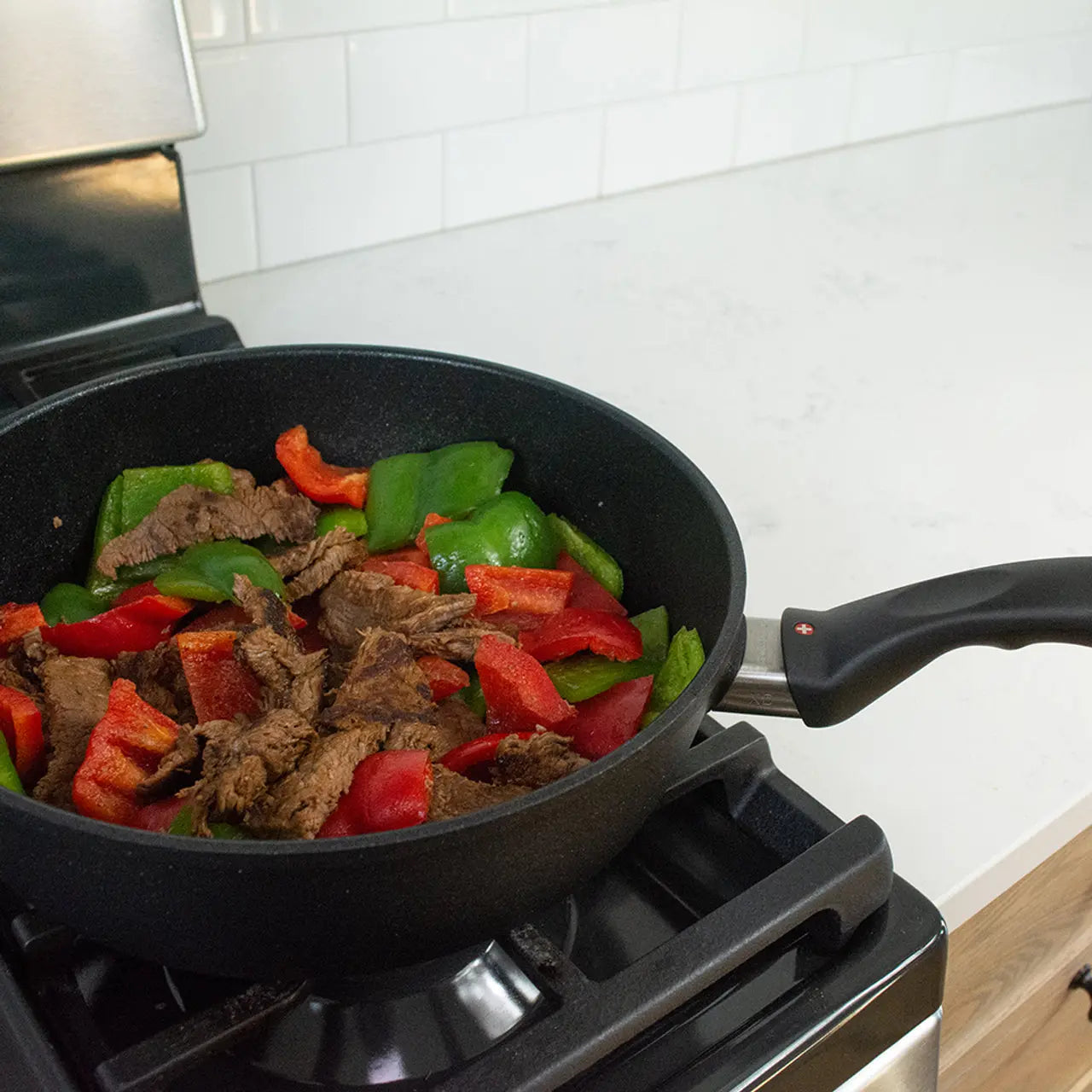 Swiss Diamond XD 3.8 qt Nonstick Saute Pan with Glass Lid SWISS DIAMOND
