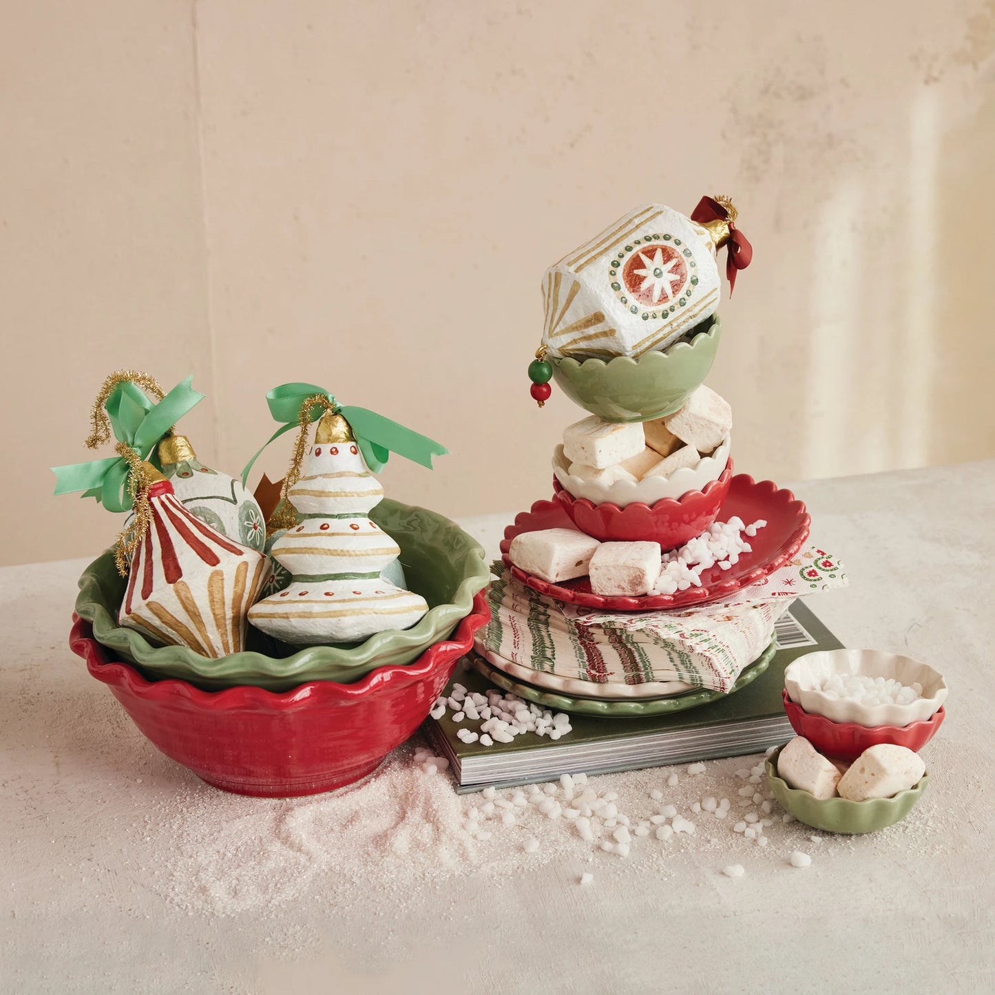 10" Round x 4"H Stoneware Scalloped Bowl, 2 Colors