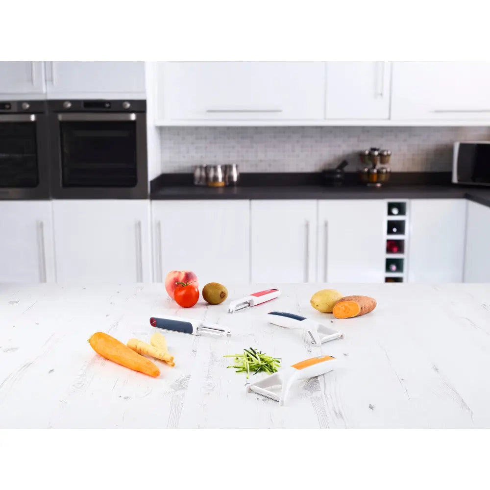 Zyliss Smooth Glide Swivel Potato Peeler DKB