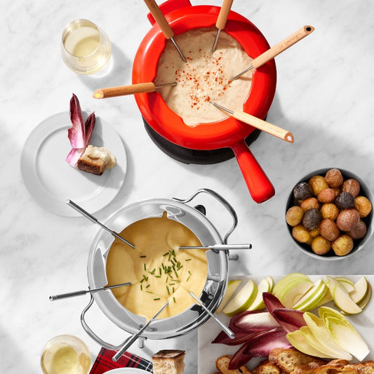 Cheddar, Onion, Apple & Hard Cider Fondue