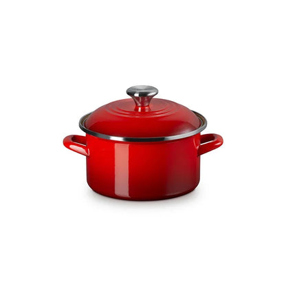 Le Creuset Traditional 3.8 Qt Petite Stockpot