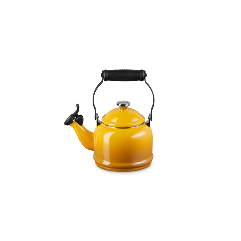 Le Creuset Demi Kettle