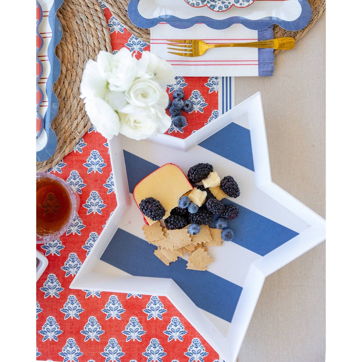Stacking Stars Bamboo Trays