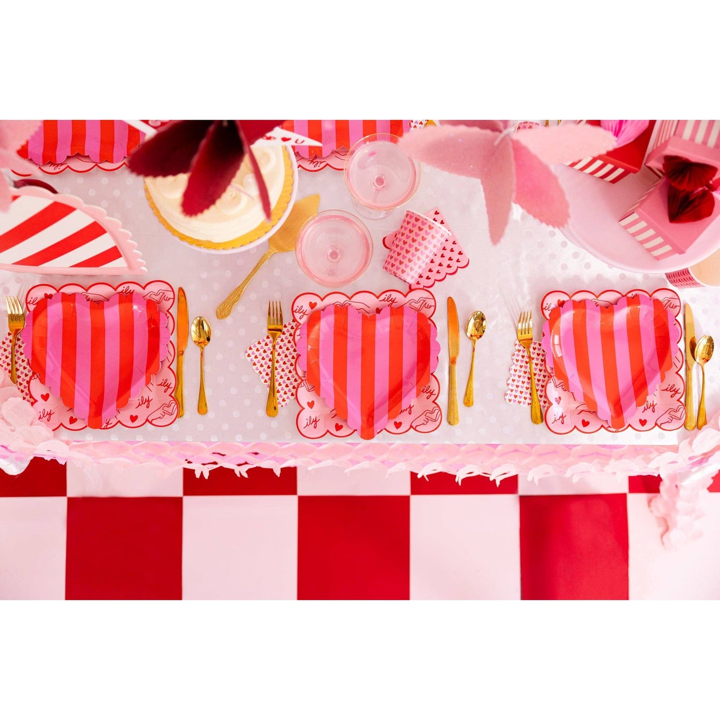 Hearts Scalloped Cocktail Napkin