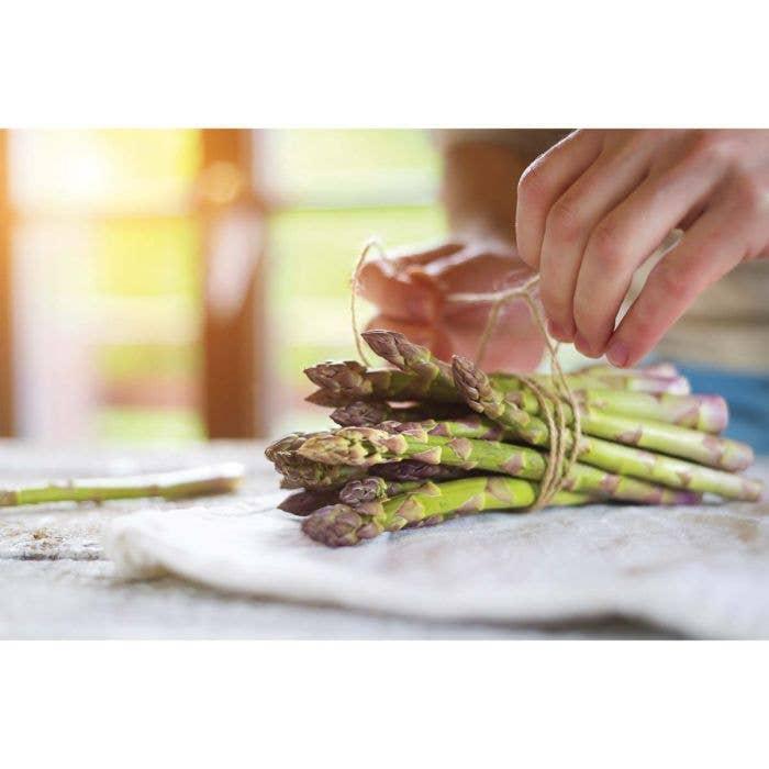 HIC Kitchen Chef-Grade Cooking Twine, 1-Pound Cone