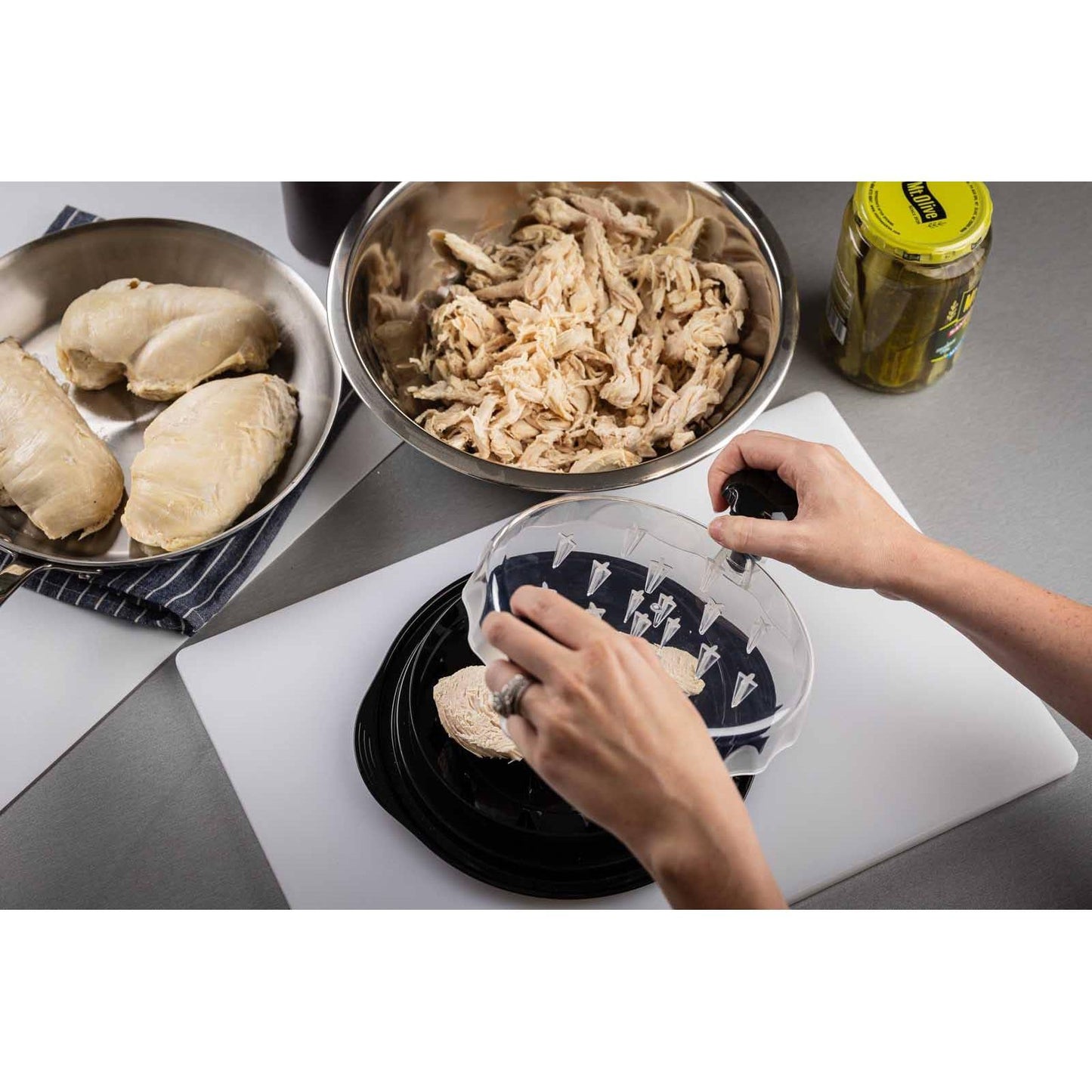 Chicken Shredder, 11 x 9 x 3.25" , Polypropylene & ABS