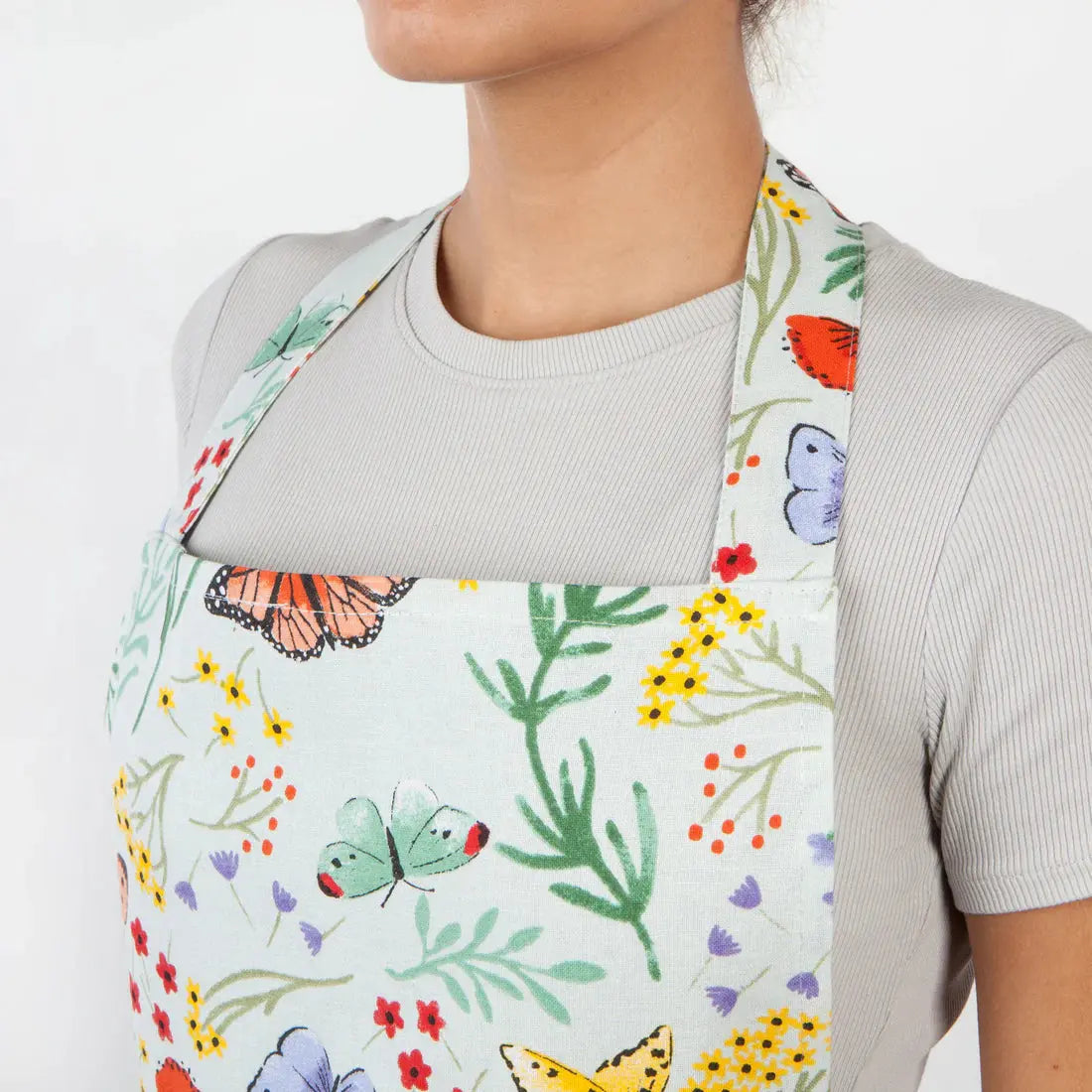 Classic Morning Meadow Apron NOW DESIGNS