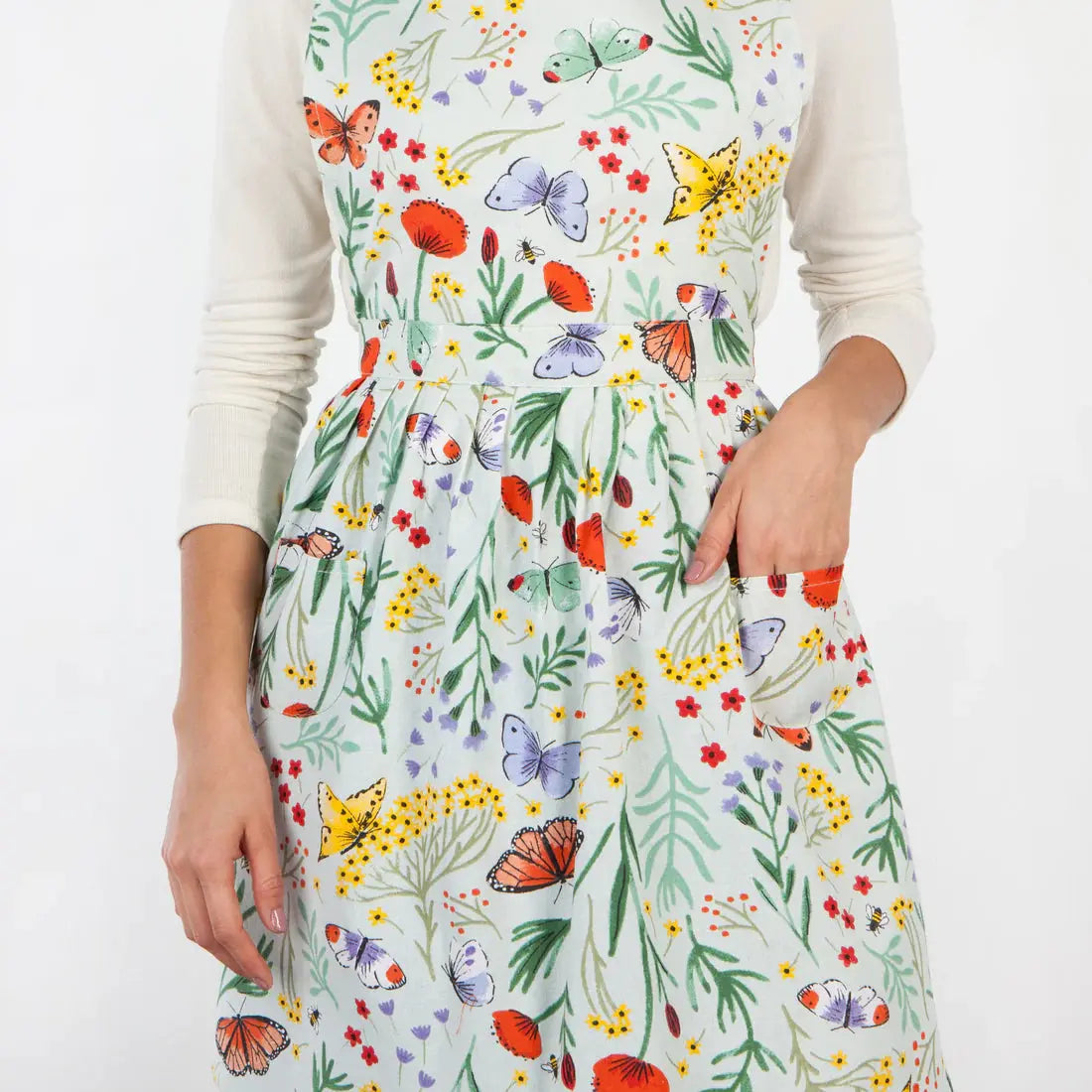 Classic Morning Meadow Apron NOW DESIGNS