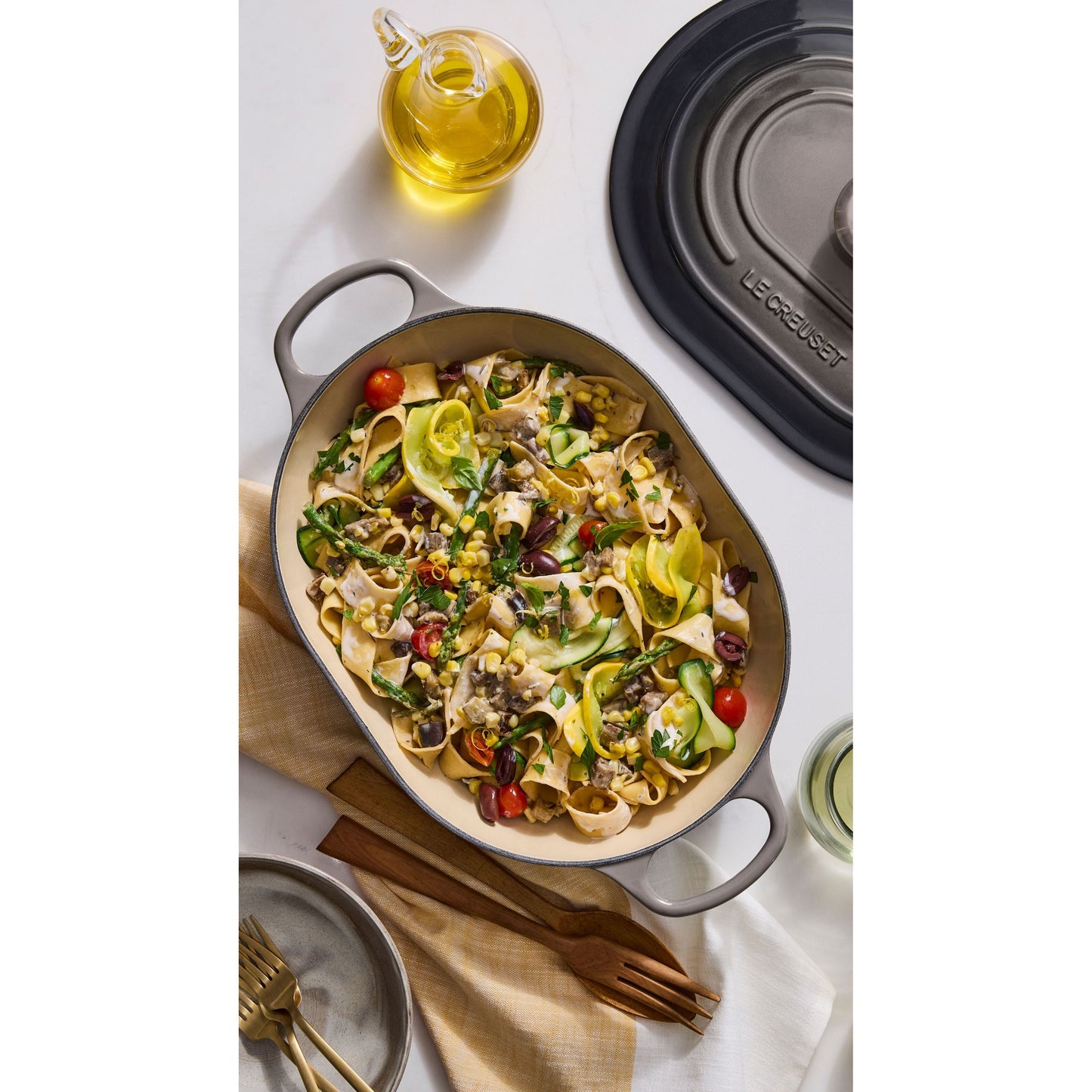 Le Creuset Signature Oval Casserole 3 3/4 Qt