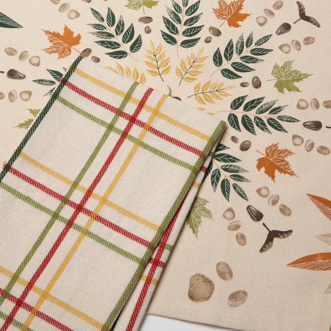 Fall Foliage Coordinated Dishtowels, Set of 2 Kitchen Towels Browns Kitchen