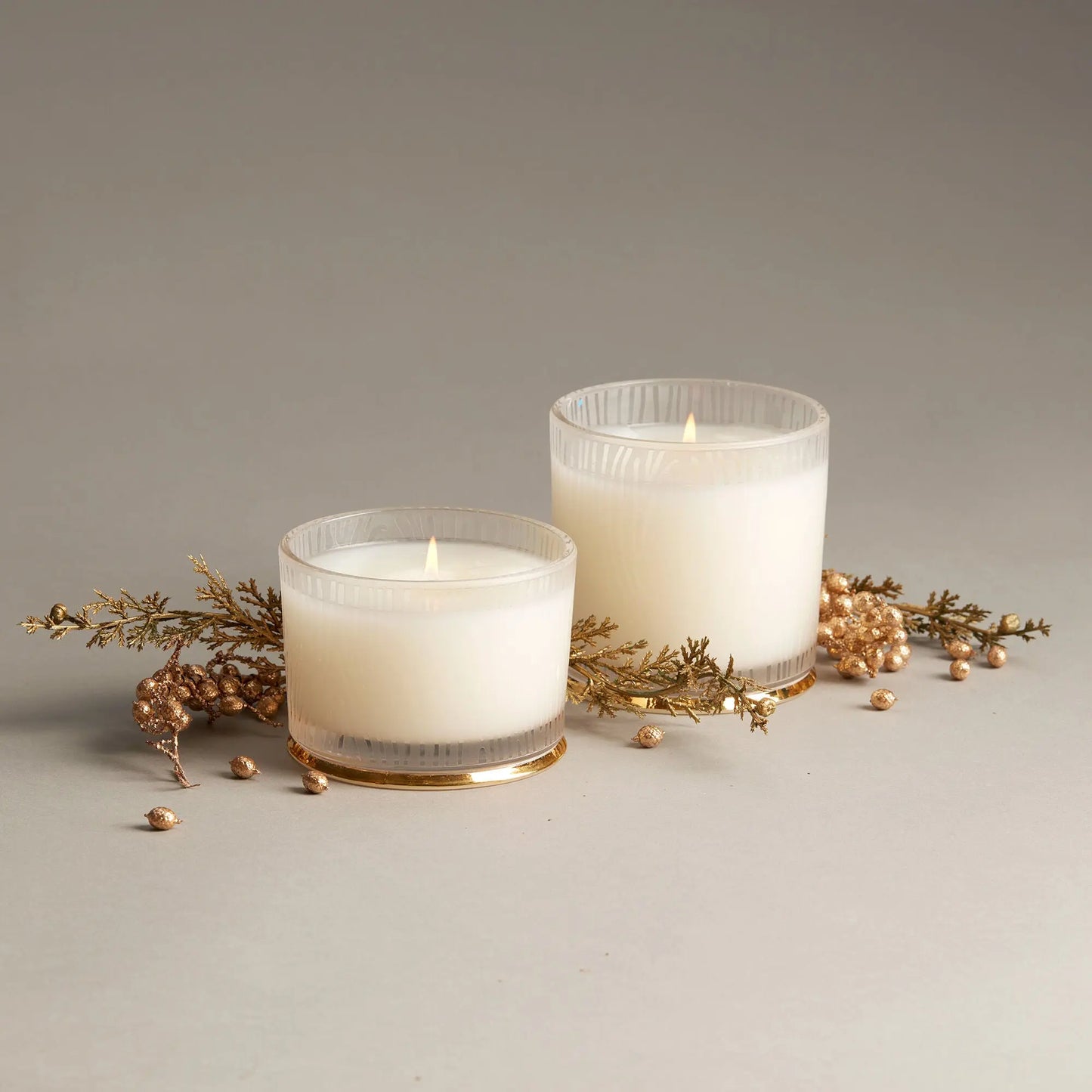 Frasier Fir Gilded Frosted Wood Grain Candle THYMES