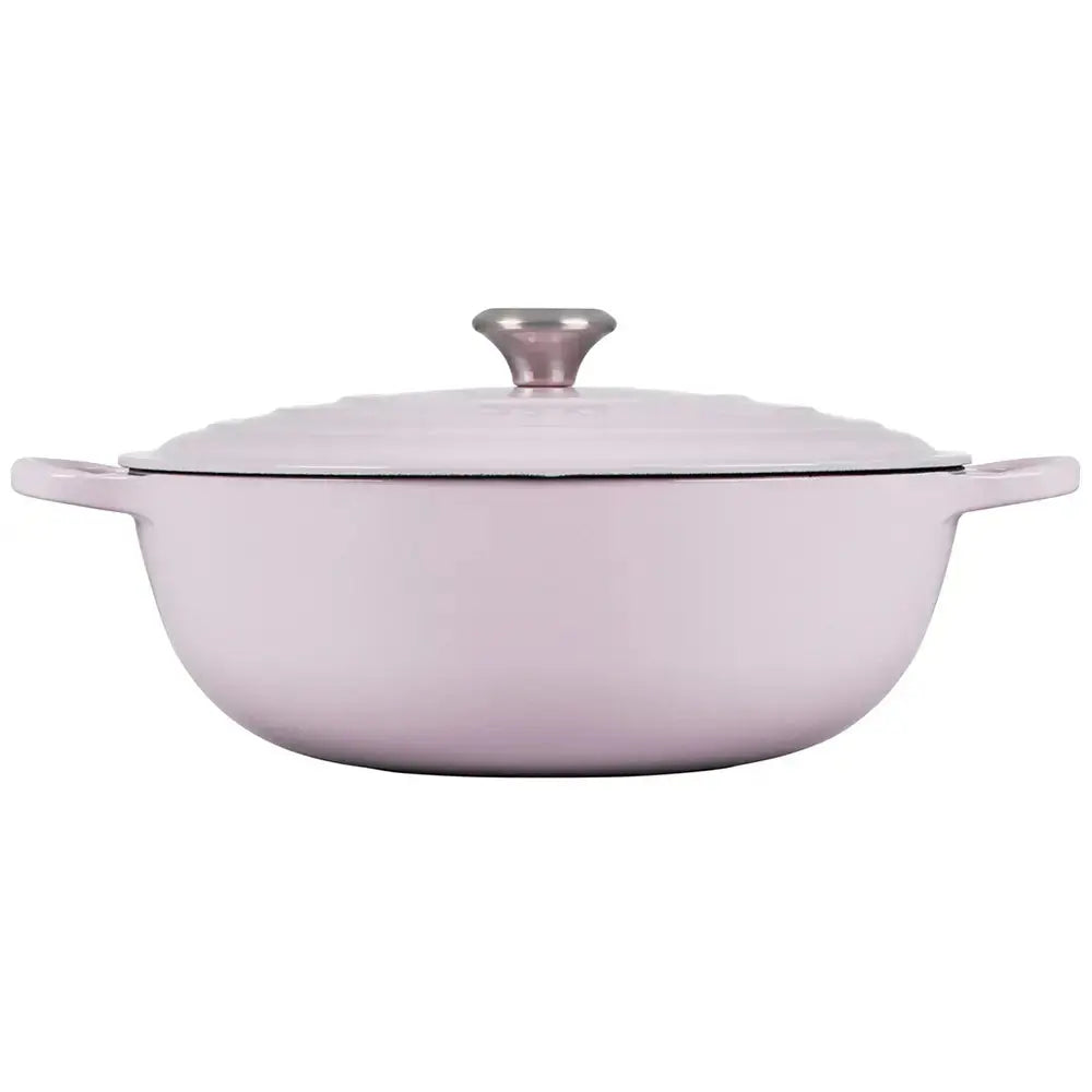 https://brownskitchen.com/cdn/shop/files/Le-Creuset-7-1-2-Qt-Signature-Chef-s-Oven-Le-Creuset-1692121919649.jpg?v=1692122091&width=1445