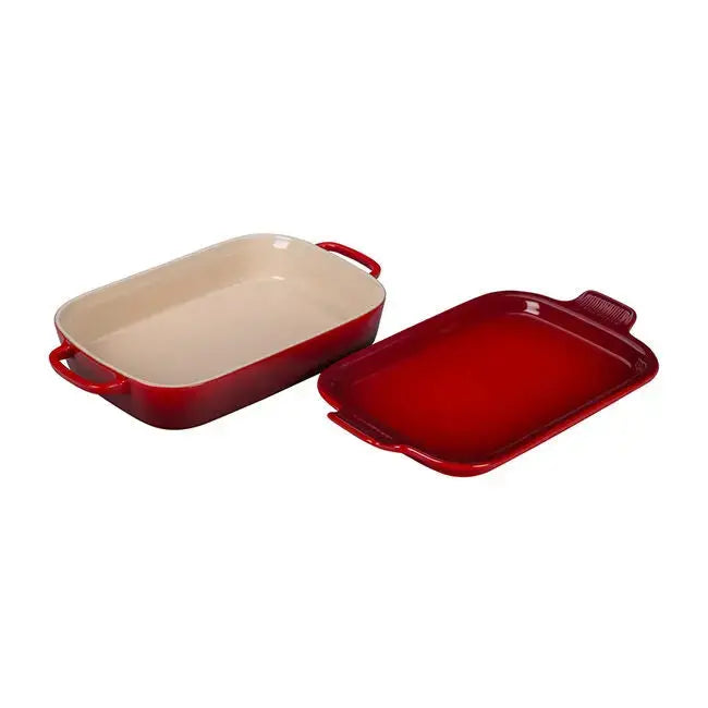 https://brownskitchen.com/cdn/shop/files/Le-Creuset-Dish-with-Platter-Lid-Le-Creuset-1686758862.jpg?v=1686758929&width=1445