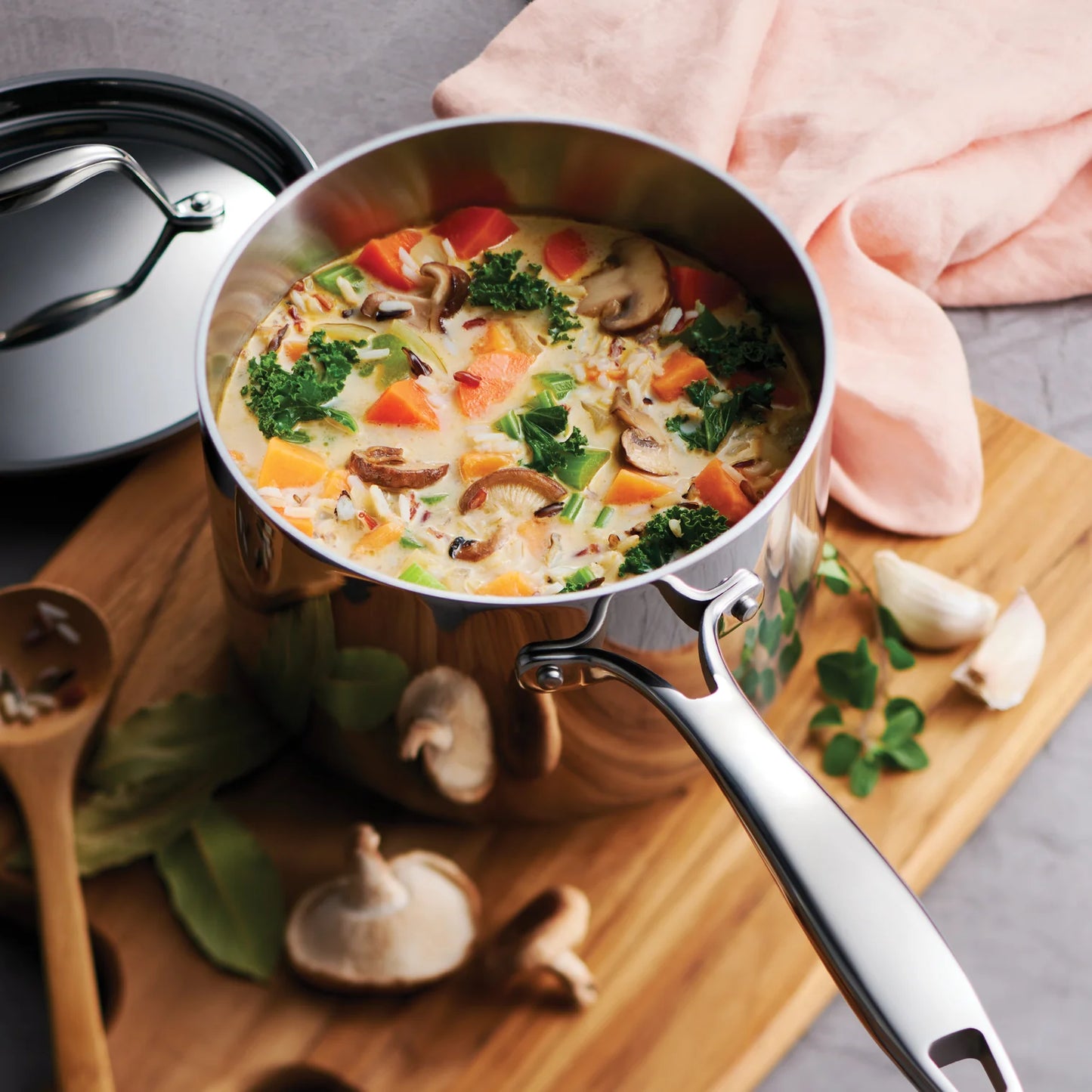 Tramontina Signature Tri-Ply Clad Stainless Steel Covered 2 Qt Sauce Pan