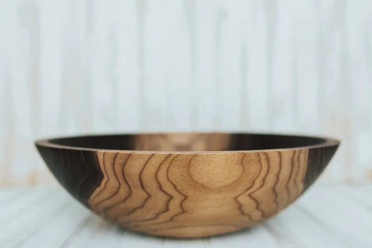 15 inch Walnut Bowl with Bee’s Oil Finish (Copy)