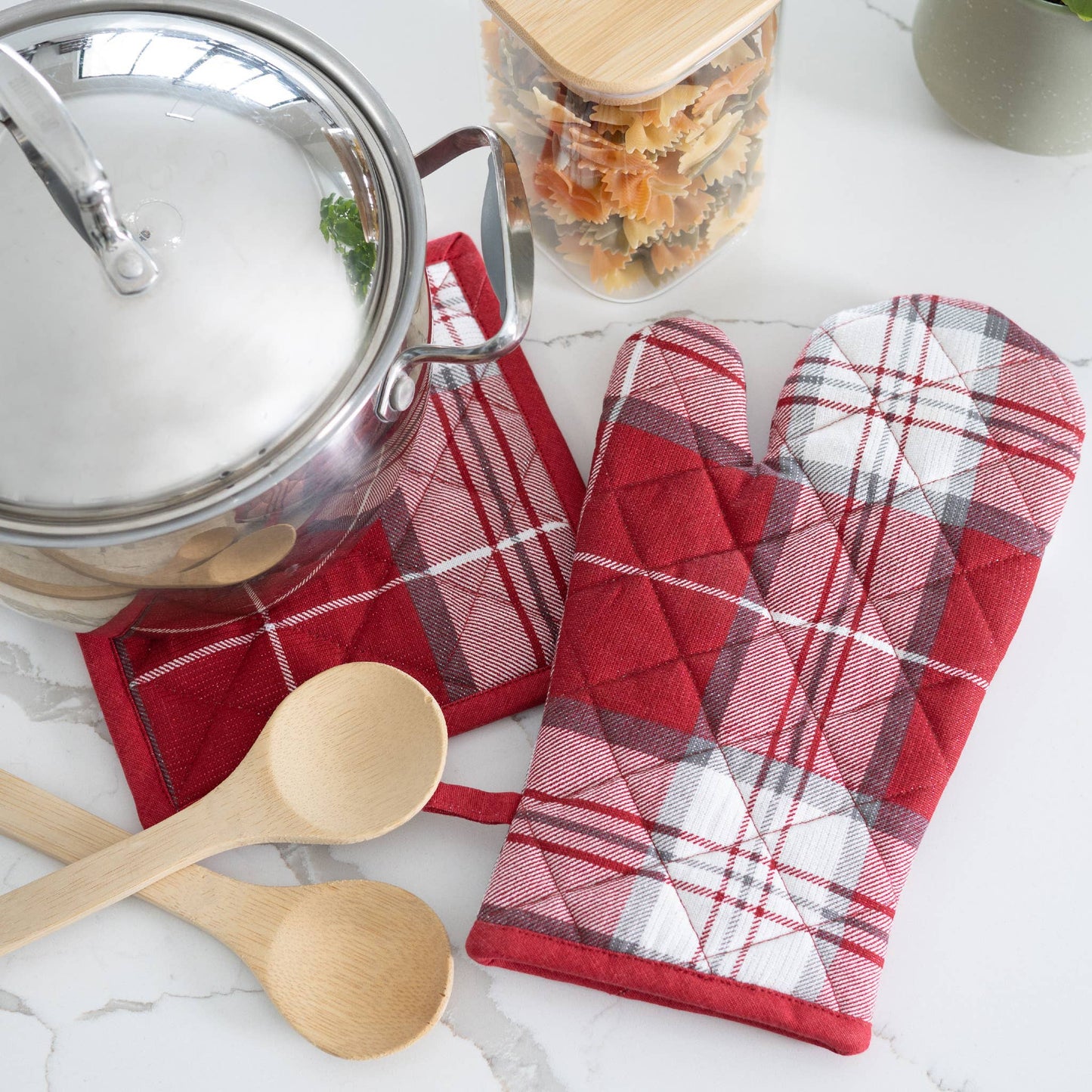 2 Piece Holiday Red Plaid Lurex Oven Mitt & Pot Holder Set