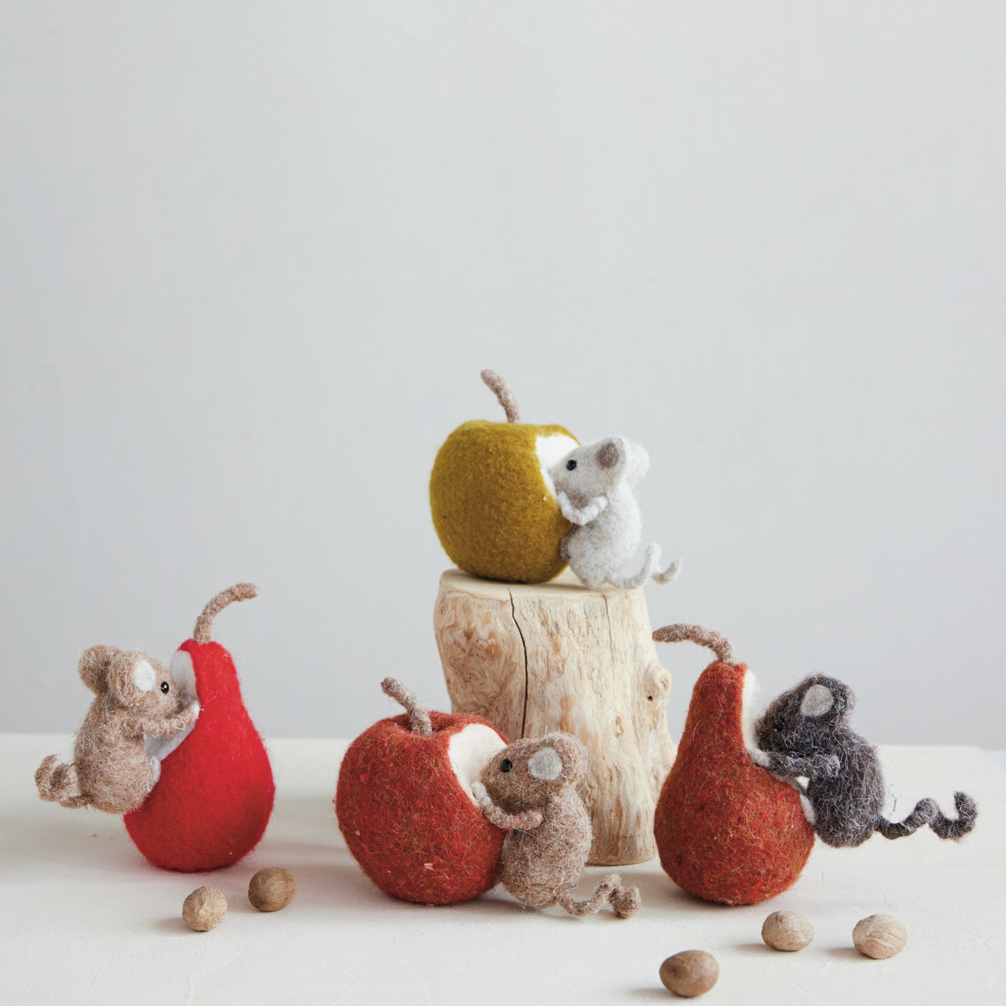Wool Felt Mouse Eating Fruit, 4 Styles