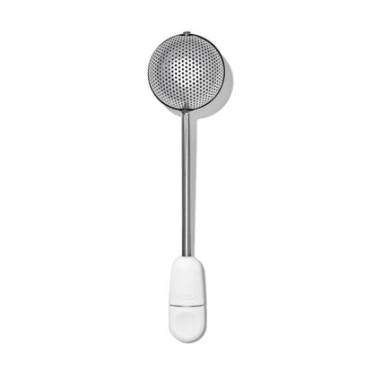 Oxo Baker's Dusting Wand