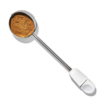 Oxo Baker's Dusting Wand