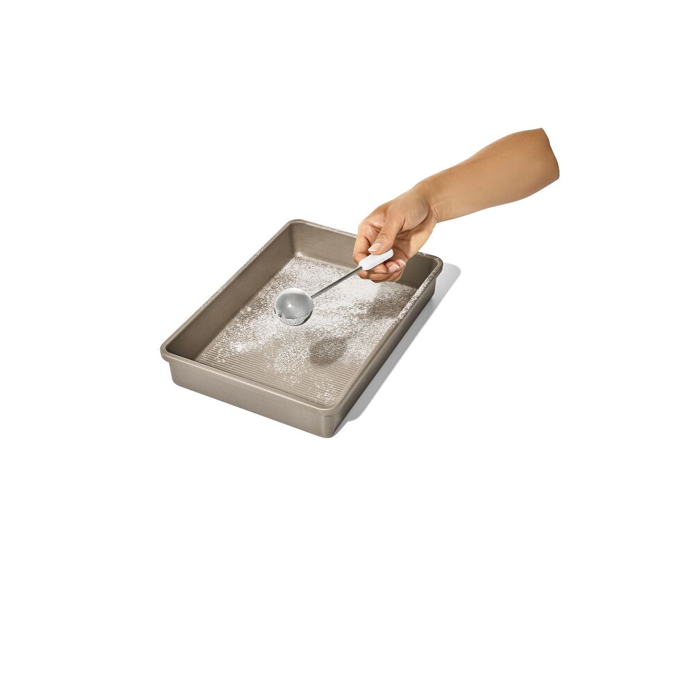 Oxo Baker's Dusting Wand