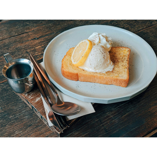 Mother’s Day Brunch: Honey, Lemon, and Blossoms