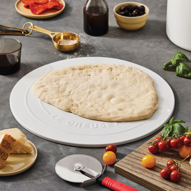 Le Creuset Pizza Stone