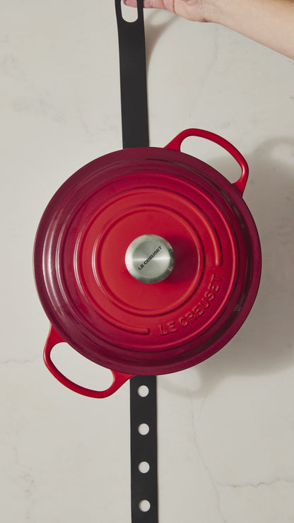Le Creuset Silicone Travel Latch
