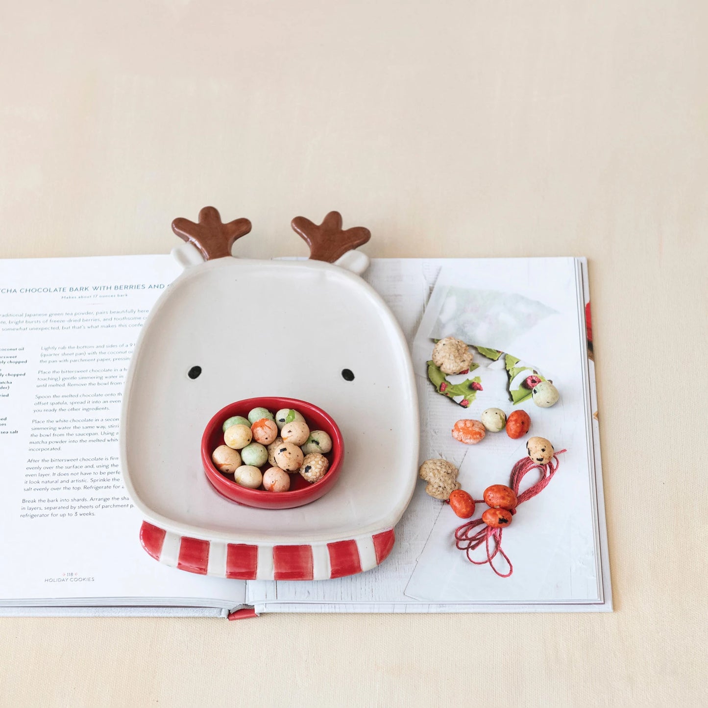 Reindeer Shaped Stoneware Platter with Dish Set