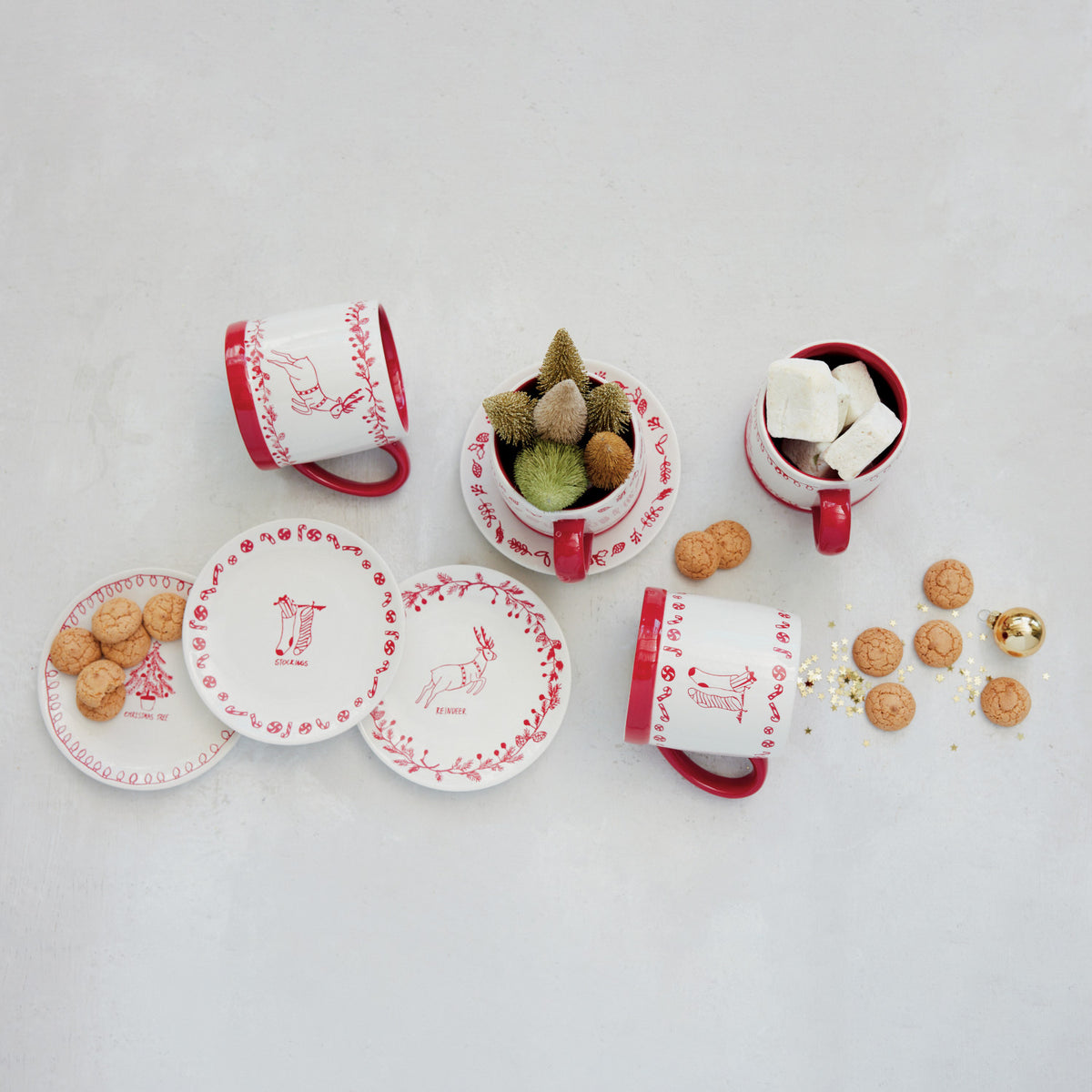 Red & White Holiday Mug, 18 oz
