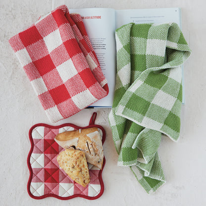 Scalloped Plaid Pot Holder
