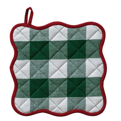 Scalloped Plaid Pot Holder